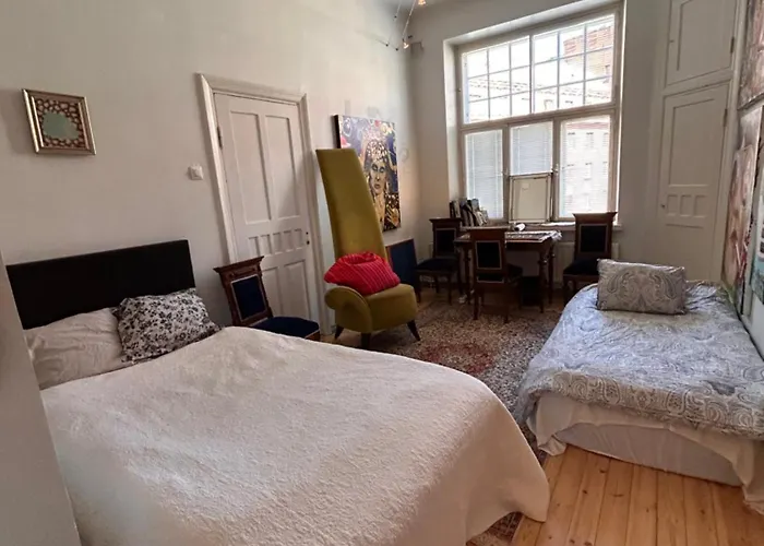 ホームステイ Art Gallery With Own Entrance At The Centre Of *